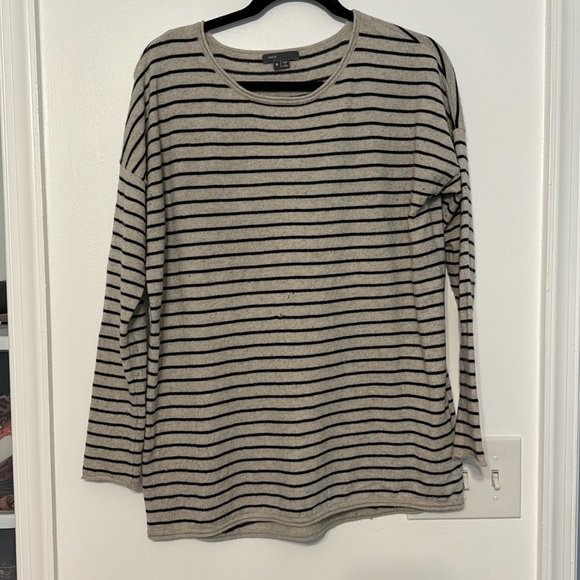 Vince Wool & Cashmere Striped Sweater - Picture 2 of 10